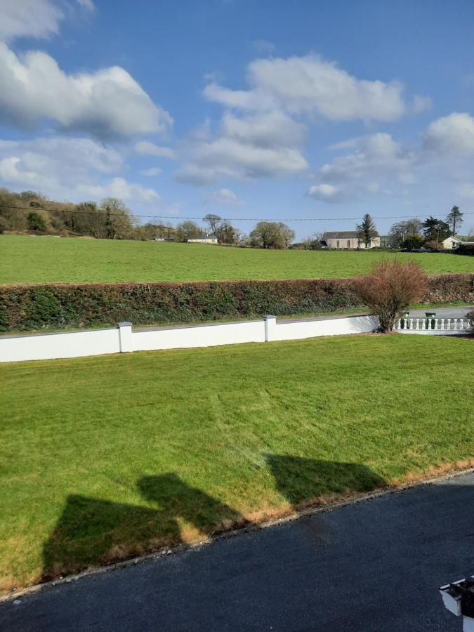 4 Bedroom, 15 Min To Limerick City Quiet Retreat. Exteriér fotografie