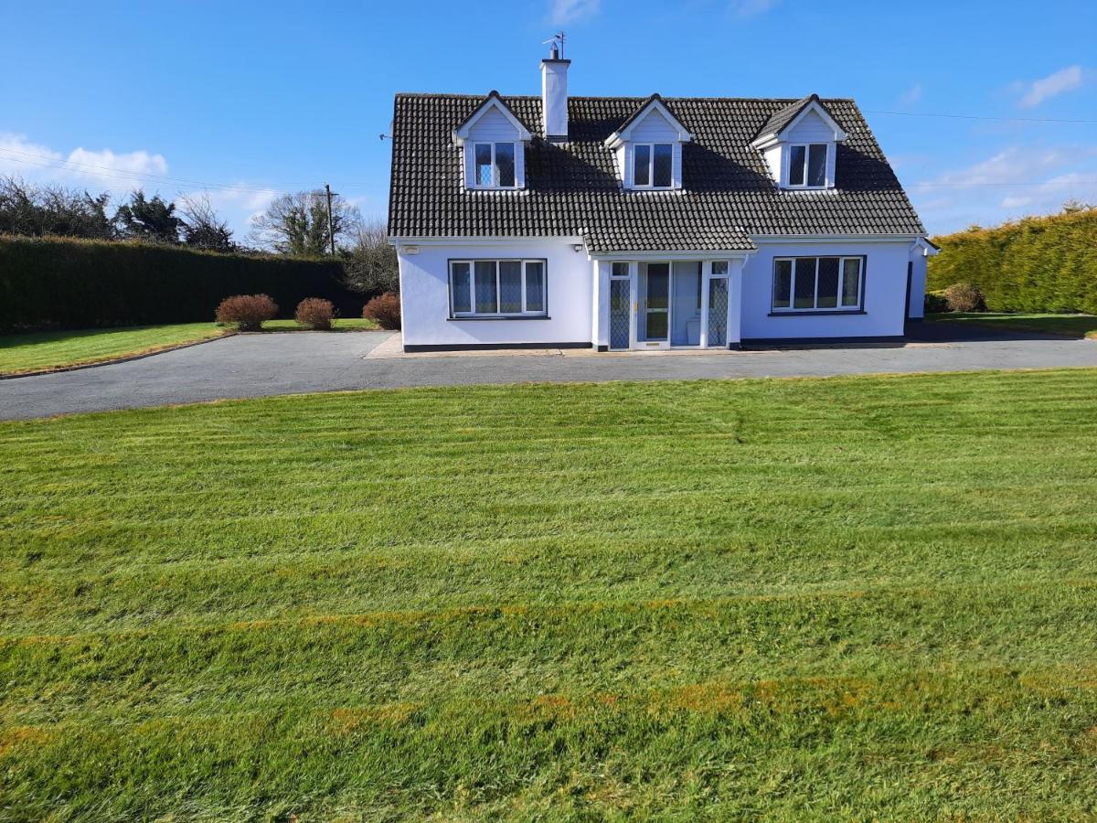 4 Bedroom, 15 Min To Limerick City Quiet Retreat. Exteriér fotografie