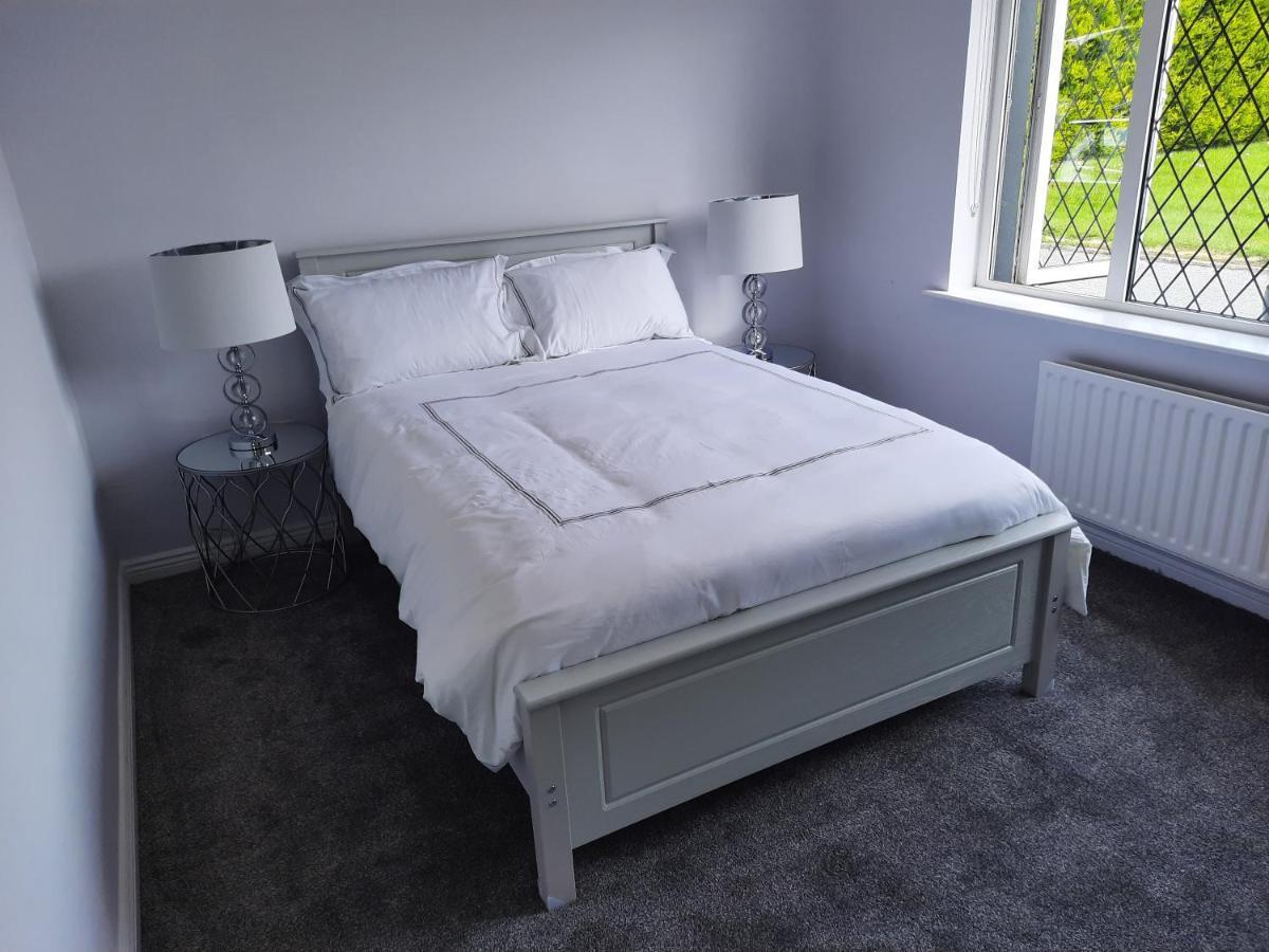 4 Bedroom, 15 Min To Limerick City Quiet Retreat. Exteriér fotografie
