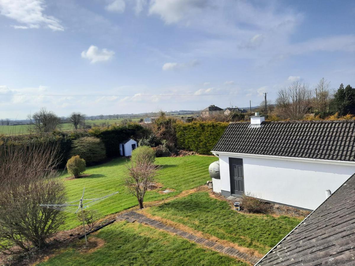 4 Bedroom, 15 Min To Limerick City Quiet Retreat. Exteriér fotografie